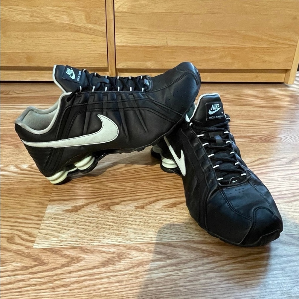 Nike Women’s Black & Blue Shox Running Shoes